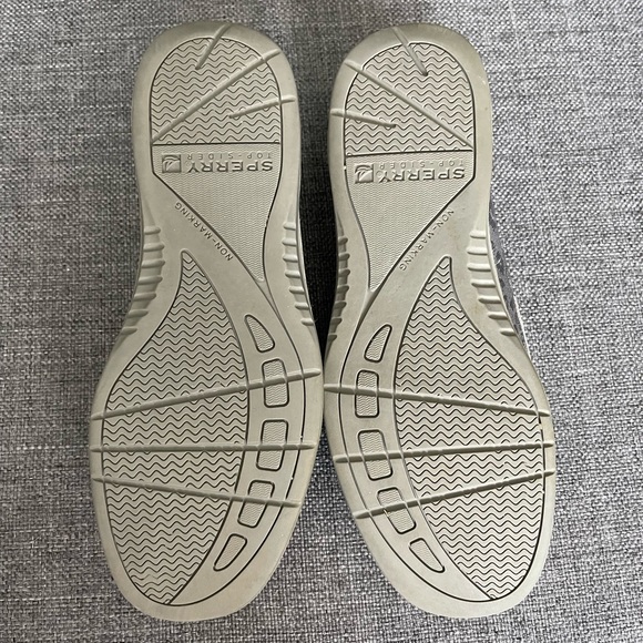 Sperry deck shoes - Picture 4 of 7